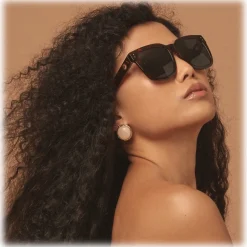 Linda Farrow - The Freya Square Sunglasses in Tortoiseshell - LFL1175C5SUN - Linda Farrow Eyewear - Avvenice