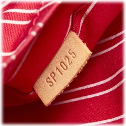 Louis Vuitton Vintage - Antigua Hippo MM Shoulder Bag - Pink - Fabric and Canvas Handbag - Luxury High Quality - Avvenice