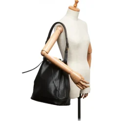 Louis Vuitton Vintage - Epi Noe Bag - Black - Leather and Epi Leather Handbag - Luxury High Quality - Avvenice