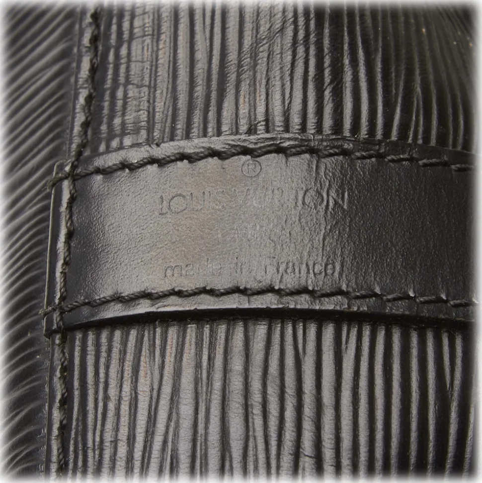 Louis Vuitton Vintage - Epi Petit Noe Bag - Black - Leather and Epi Leather Handbag - Luxury High Quality - Avvenice