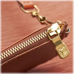 Louis Vuitton Vintage - Epi Sac Depaule Bag - Red - Leather and Epi Leather Handbag - Luxury High Quality - Avvenice