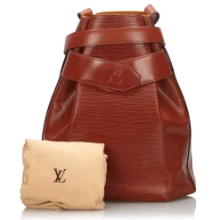 Louis Vuitton Vintage - Epi Sac Depaule Bag - Red - Leather and Epi Leather Handbag - Luxury High Quality - Avvenice