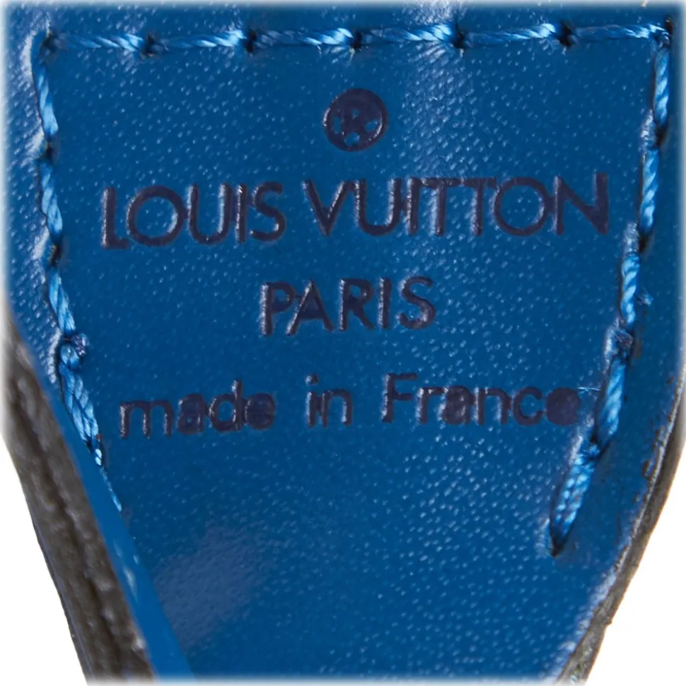 Louis Vuitton Vintage - Epi Pochette Accessoires Bag - Blue - Leather and Epi Leather Handbag - Luxury High Quality - Avvenice