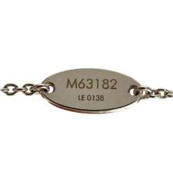 Louis Vuitton Vintage - Lacquer Essential V Necklace - Silver - LV Necklace - Luxury High Quality - Avvenice