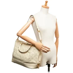 Louis Vuitton Vintage - Mahina Stellar PM - White - Leather Handbag - Luxury High Quality - Avvenice