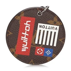 Louis Vuitton Vintage - Monogram Monogram Illustre Logos Bag Charm - Brown - Monogram Canvas Keychain - Luxury High Quality - Avvenice