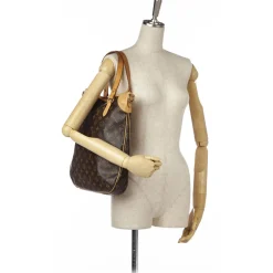 Louis Vuitton Vintage - Monogram Odeon GM - Brown - Monogram Canvas and Vachetta Leather Satchel - Luxury High Quality - Avvenice