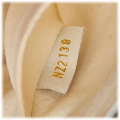 Louis Vuitton Vintage - New Wave Chain Bag MM - White - Leather and Metal Handbag - Luxury High Quality - Avvenice