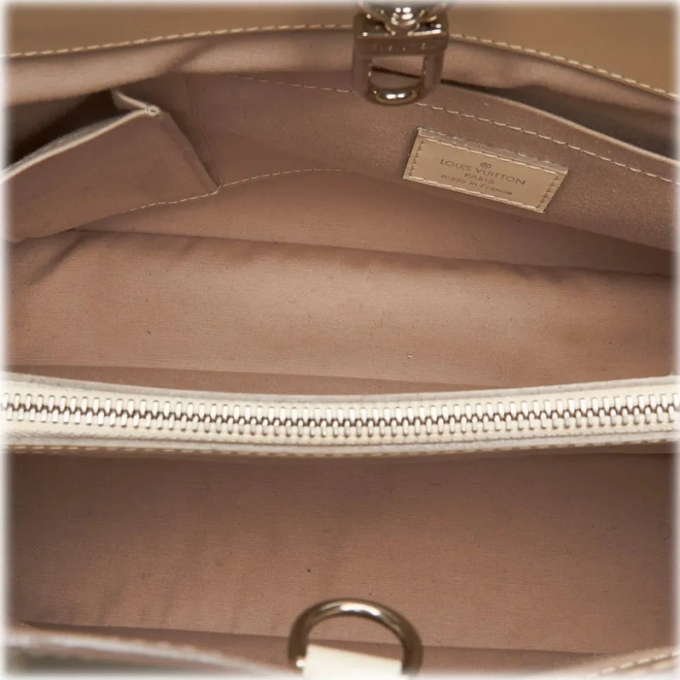 Louis Vuitton Vintage - Passy PM Bag - White Ivory - Leather and Epi Leather Handbag - Luxury High Quality - Avvenice