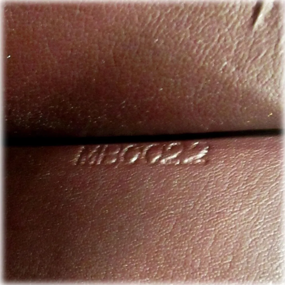 Louis Vuitton Vintage - Taiga Serviette Kazan Briefcase - Red Burgundy - Taiga Leather Business Bag - Luxury High Quality - Avvenice