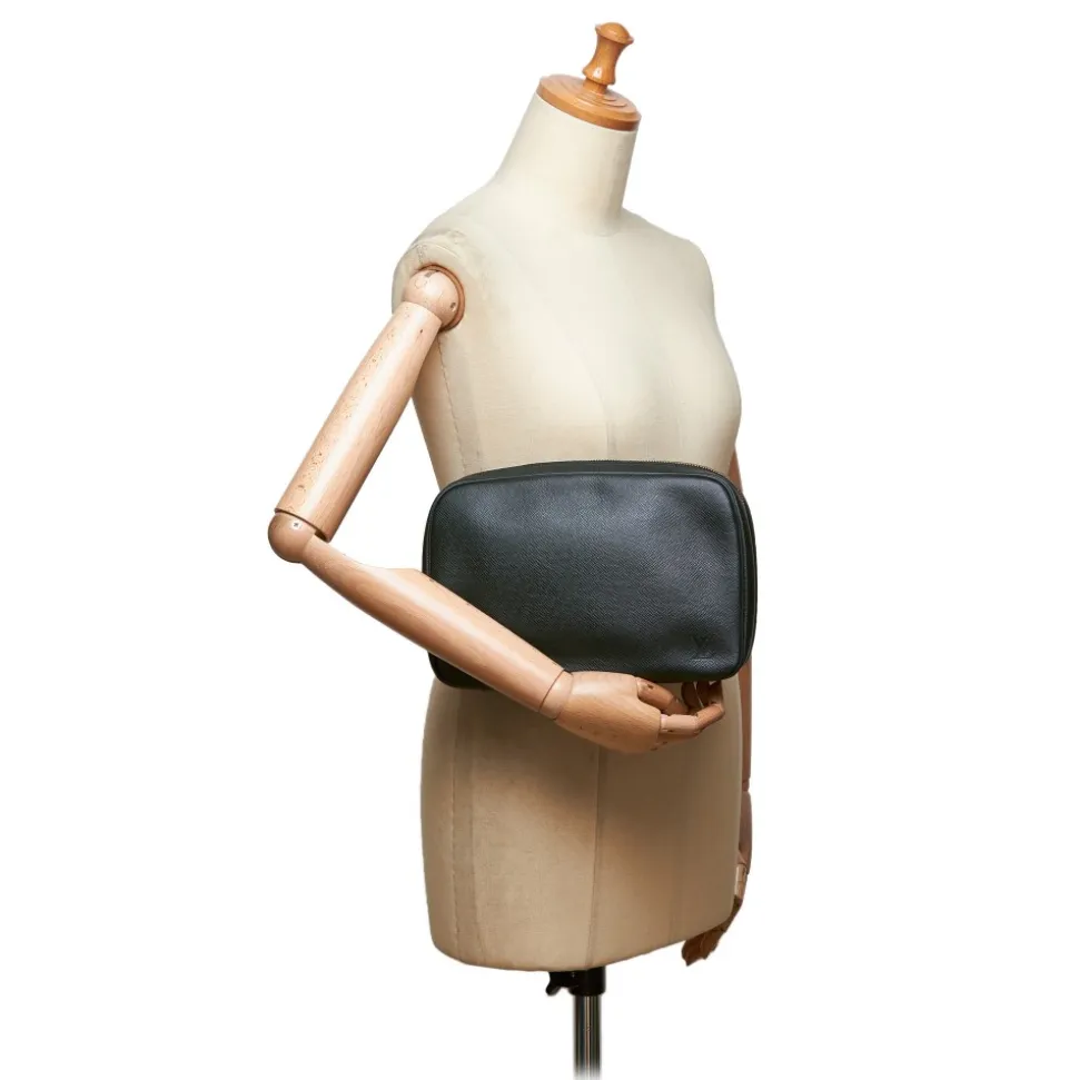 Louis Vuitton Vintage - Taiga Toiletry Pouch GM - Black - Taiga Leather and Leather Pouch - Luxury High Quality - Avvenice