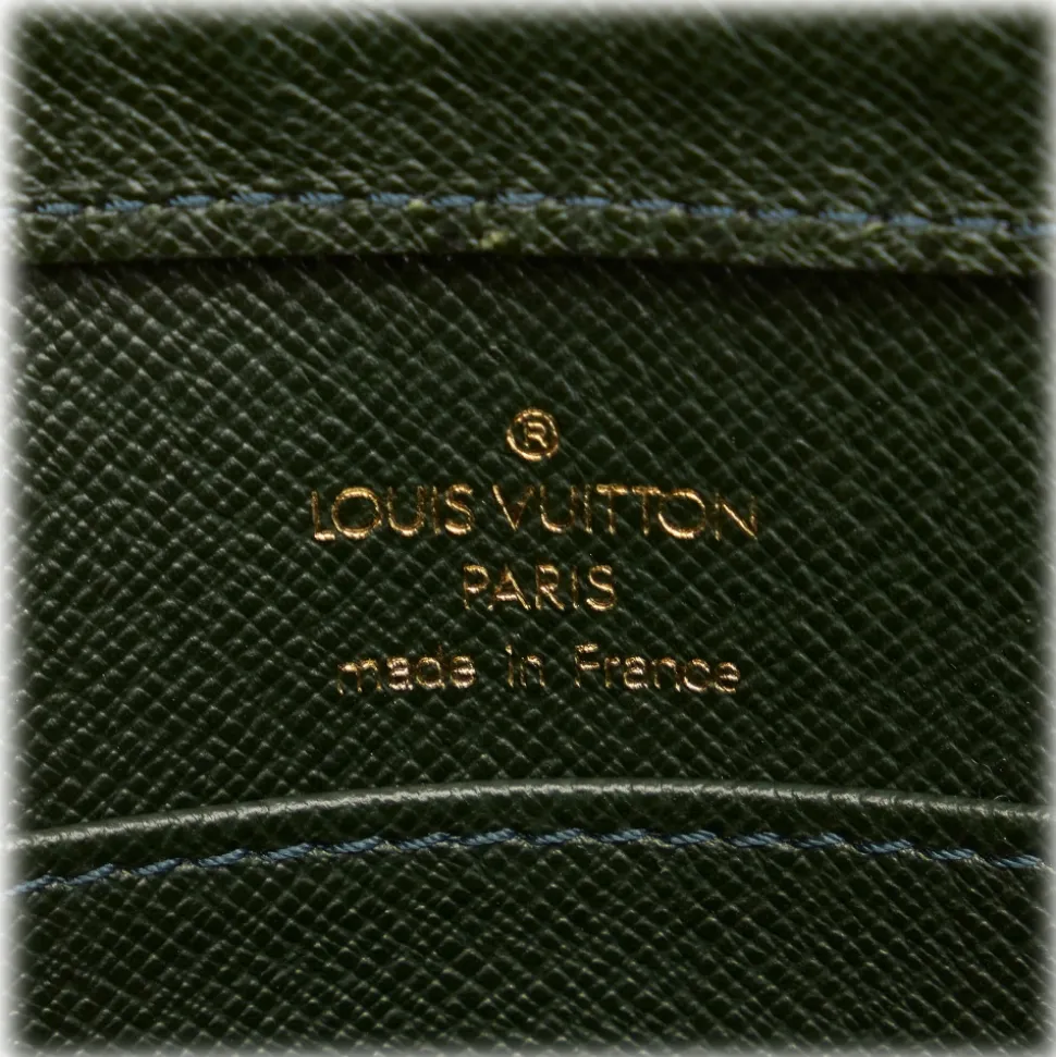 Louis Vuitton Vintage - Taiga Baikal - Dark Green - Leather Handbag - Luxury High Quality - Avvenice