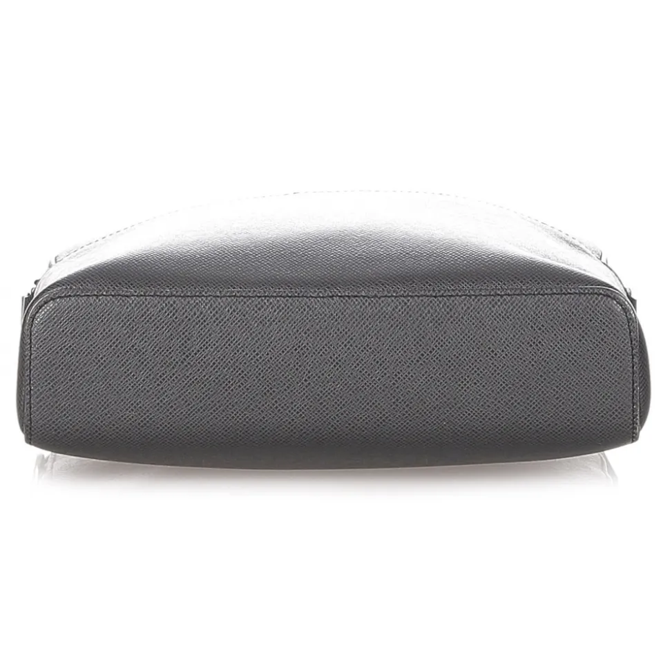 Louis Vuitton Vintage - Taiga Anton Messenger PM - Black - Taiga Leather Crossbody Bag - Luxury High Quality - Avvenice