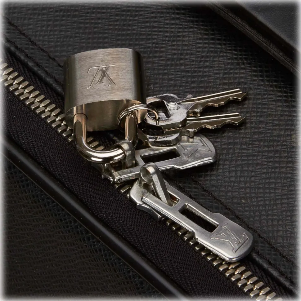 Louis Vuitton Vintage - Taiga Pegase 50 - Dark Green - Taiga Leather Luggage Bag - Luxury High Quality - Avvenice