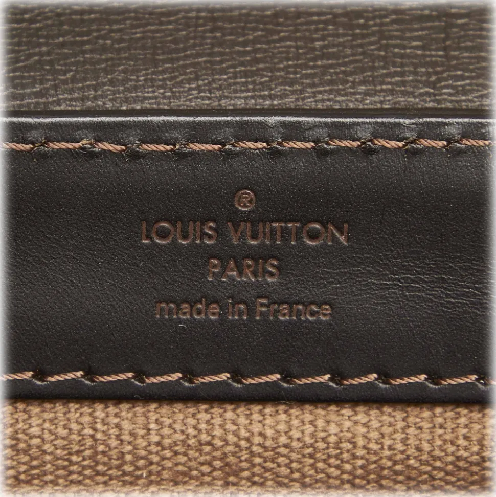 Louis Vuitton Vintage - Utah Yuma - Dark Brown - Calf Leather Crossbody Bag - Luxury High Quality - Avvenice