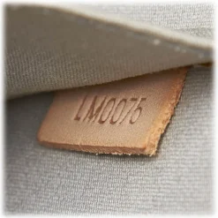 Louis Vuitton Vintage - Vernis Maple Drive Bag - Ivory - Vernis  Leather and Vachetta Leather Handbag - Luxury High Quality - Avvenice