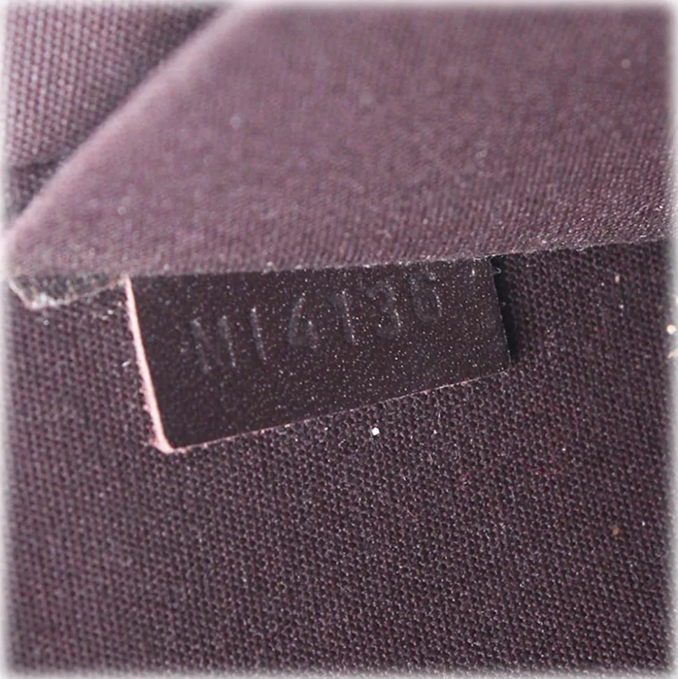 Louis Vuitton Vintage - Vernis Pochette Felicie - Black - Vernis Leather Crossbody Bag - Luxury High Quality - Avvenice