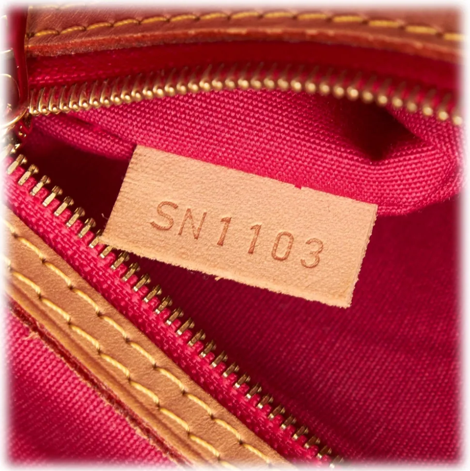 Louis Vuitton Vintage - Vernis Ikat Catalina BB Bag - Pink - Vernis  Leather and Leather Handbag - Luxury High Quality - Avvenice