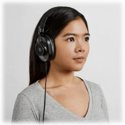 Master & Dynamic - MH40 - Black Metal / Camo Leather - Premium High Quality and Performance Over-Ear Headphones - Avvenice
