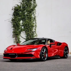 Monte Carlo Travel 1985 - Ferrari SF 90 Stradale - Supercar - Monte-Carlo - Cannes - Exclusive Luxury - Avvenice