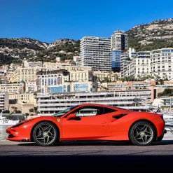 Monte Carlo Travel 1985 - Ferrari F8 Tributo - Supercar - Monte-Carlo - Cannes - Exclusive Luxury - Avvenice