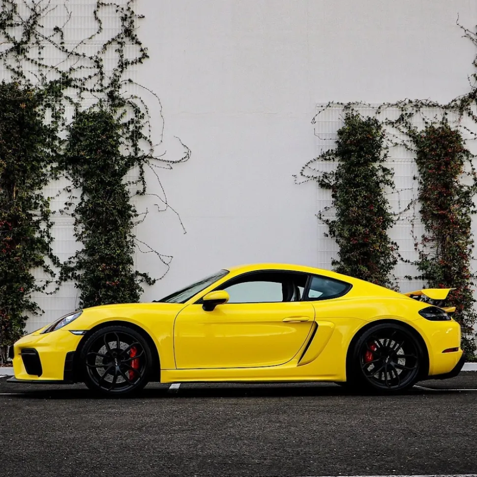 Monte Carlo Travel 1985 - Porsche 718 Cayman GT4 - Supercar - Monte-Carlo - Cannes - Exclusive Luxury - Avvenice