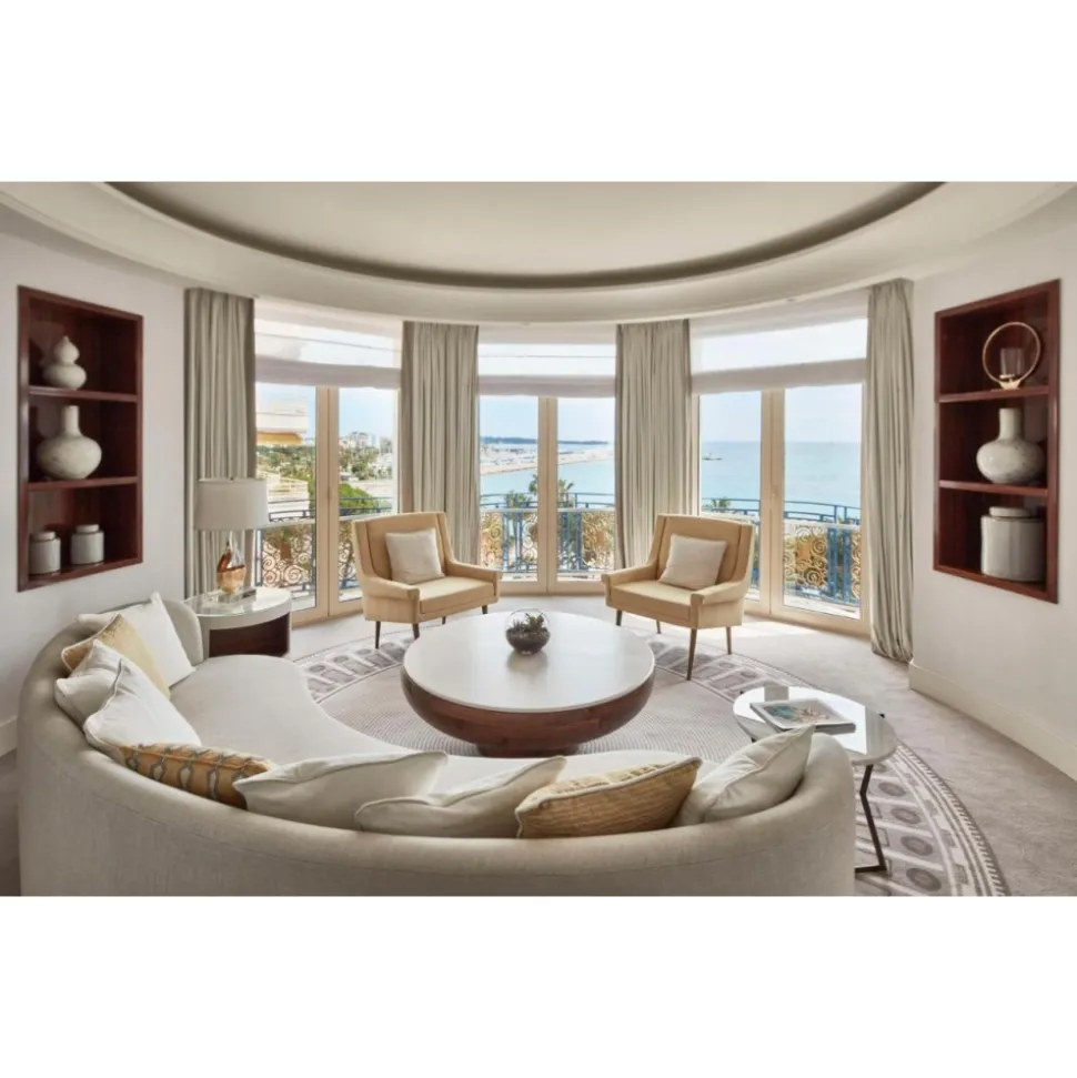 Monte Carlo Travel 1985 - Porsche 718 Cayman GT4 - Supercar - Monte-Carlo - Cannes - Exclusive Luxury - Avvenice