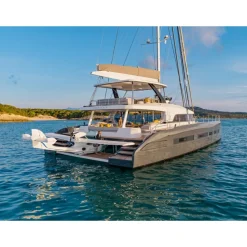 Monte Carlo Travel 1985 - Yacht Excursion - Cannes to D'Antibes - Hotel of Cap Eden Roc - Cannes - France - Exclusive Luxury - Avvenice