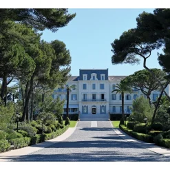 Monte Carlo Travel 1985 - Yacht Excursion - Cannes to D'Antibes - Hotel of Cap Eden Roc - Cannes - France - Exclusive Luxury - Avvenice