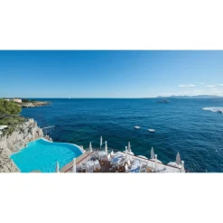 Monte Carlo Travel 1985 - Yacht Excursion - St Tropez Islands - Côte d'Azur - France - Exclusive Luxury - Avvenice