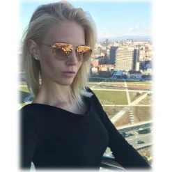 No Logo Eyewear - NOL09956 Sun - Glossy Gold - Sunglasses - Fabrizio Corona Official - Avvenice