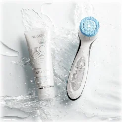 Nu Skin - ageLOC LumiSpa Beauty Device Skincare Kit - Oily Skin - Body Spa - Beauty - Professional Spa Equipment - Avvenice