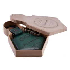 PangaeA - PangaeA Keychain - Green - Suspenders PangaeA Y - Artisan Leather Keychain - Avvenice
