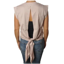 Patrizia Pepe - Sleeveless T-Shirt with Opening on the Back - Light Pink - T-shirt - Made in Italy - Luxury Exclusive Collection - Avvenice