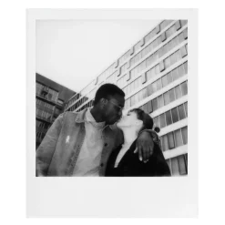 Polaroid Originals - B&W Film for i-Type - Classic White Frame - Film for Polaroid Originals i-Type Cameras - OneStep 2 - Avvenice