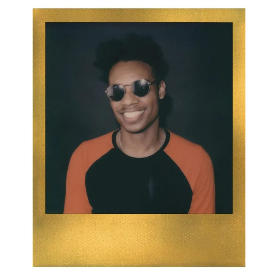 Polaroid Originals - Color Film for 600 - Gold Frame - Film for Polaroid Originals 600 Cameras - OneStep 2 - Avvenice