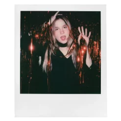 Polaroid Originals - Color Film for 600 - Classic White Frame - Film for Polaroid Originals 600 Cameras - OneStep 2 - Avvenice