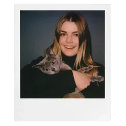 Polaroid Originals - Color Film for 600 - Classic White Frame - Film for Polaroid Originals 600 Cameras - OneStep 2 - Avvenice