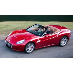 Rent Luxe Car - Ferrari California - Exclusive Luxury Rent - Avvenice