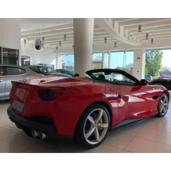 Rent Luxe Car - Ferrari Portofino - Exclusive Luxury Rent - Avvenice
