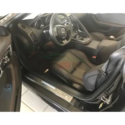 Rent Luxe Car - Jaguar F-Type Cabrio - Exclusive Luxury Rent - Avvenice