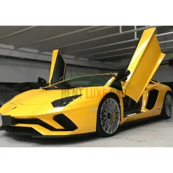 Rent Luxe Car - Lamborghini Aventador - Exclusive Luxury Rent - Avvenice