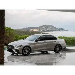 Rent Luxe Car - Mercedes E Class - Exclusive Luxury Rent - Avvenice