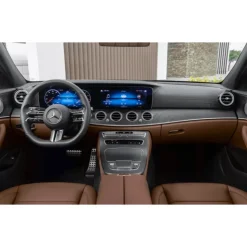 Rent Luxe Car - Mercedes E Class - Exclusive Luxury Rent - Avvenice