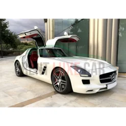 Rent Luxe Car - Mercedes SLS - Exclusive Luxury Rent - Avvenice