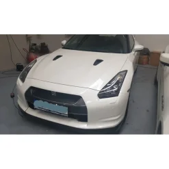 Rent Luxe Car - Nissan GT-R - Exclusive Luxury Rent - Avvenice