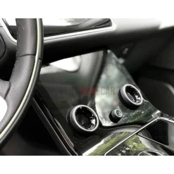 Rent Luxe Car - Range Rover Velar - Exclusive Luxury Rent - Avvenice