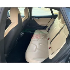 Rent Luxe Car - Tesla Model S - Exclusive Luxury Rent - Avvenice