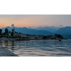 Rent Offshore Lago Maggiore - Mini-Cruise of The Borromean Gulf - Exclusive Luxury Private Tour - Yacht - Panoramic Cruise - Avvenice