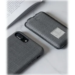 Revested Milano - Houndstooth - Power Bank - 4000 mAh - iPhone - Apple - Samsung - Artisan Fabric Cover - Avvenice